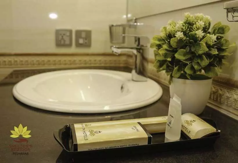 هتل Shelton S Rezidor Peshawer