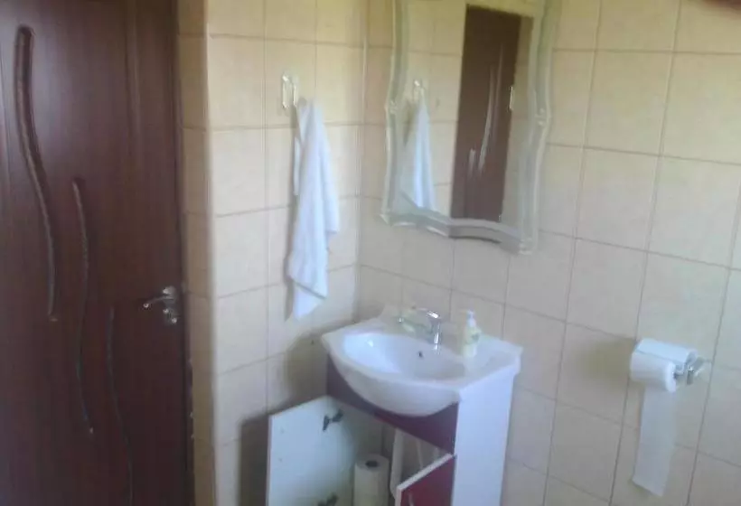 پانسیون Casa Noastra