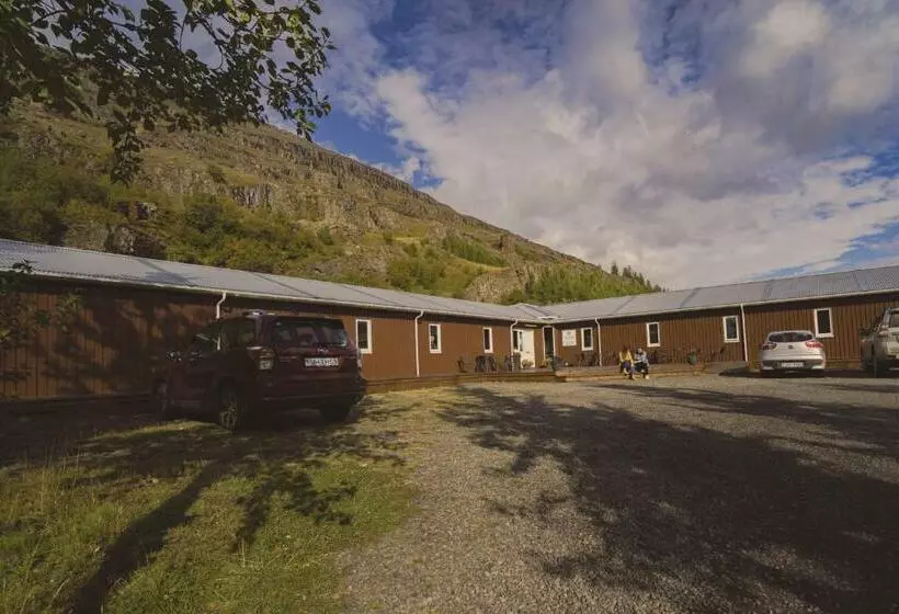 پانسیون Hengifoss Guesthouse