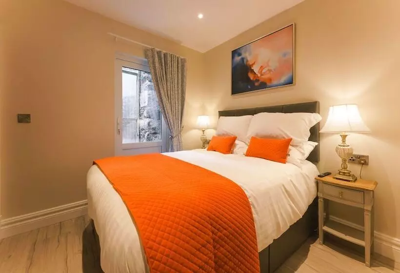 Majatalo Kingston S Townhouse