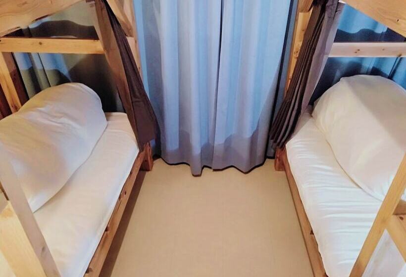 Guesthouse Nandeyanen Hostel