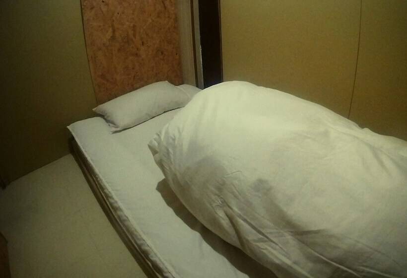 Guesthouse Nandeyanen Hostel