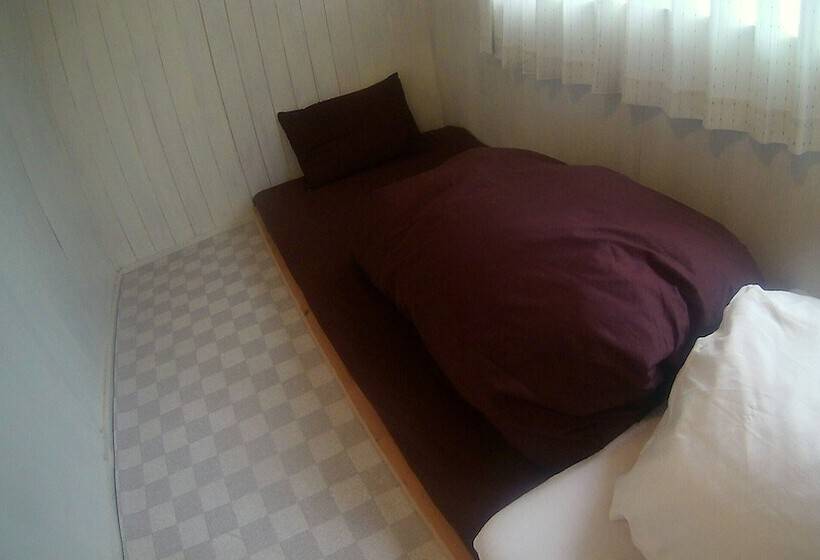 Guesthouse Nandeyanen Hostel