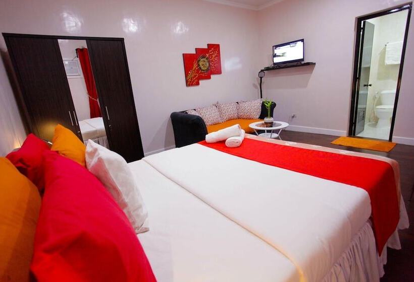 Halfway House Hostel Mactan Cebu Airport