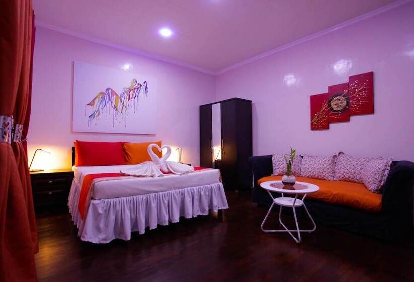 Halfway House Hostel Mactan Cebu Airport