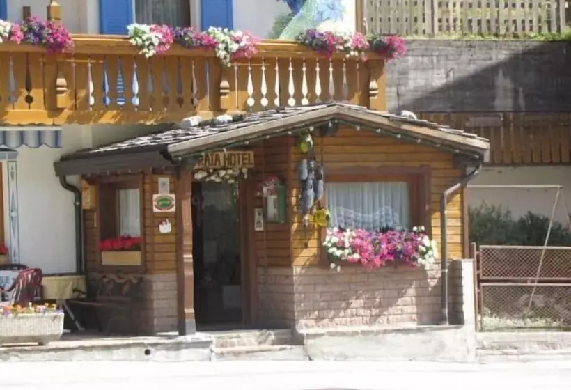 ホテル Albergo Genzianella