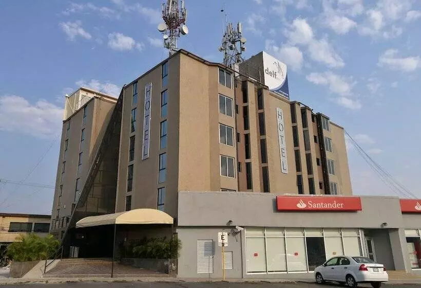 Hotel Delf Inn