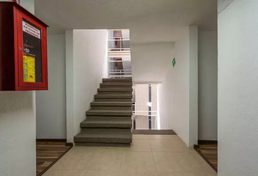 Hotel Delf Inn