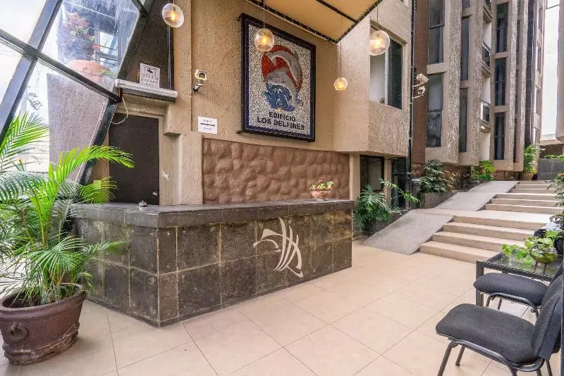 Hotel Delf Inn