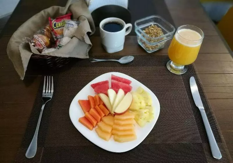 Hotel Delf Inn