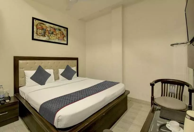 Hotelli Super Townhouse Grand Inn