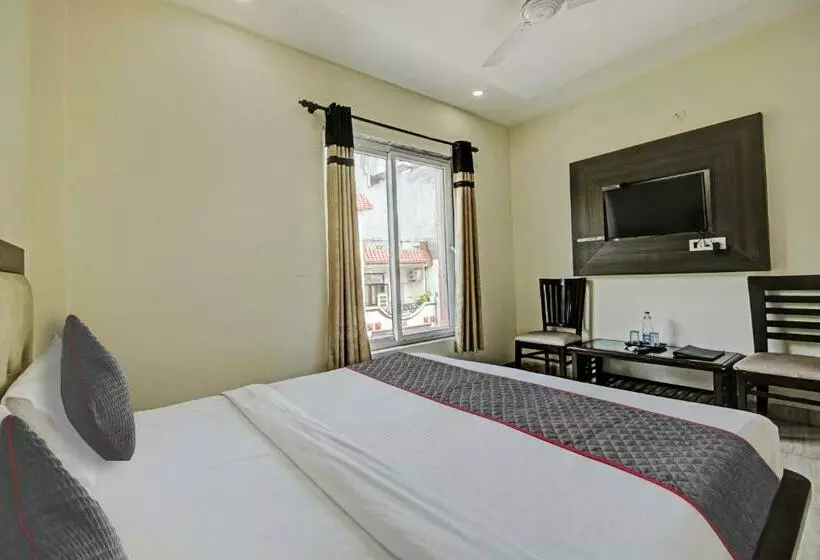 Hotelli Super Townhouse Grand Inn