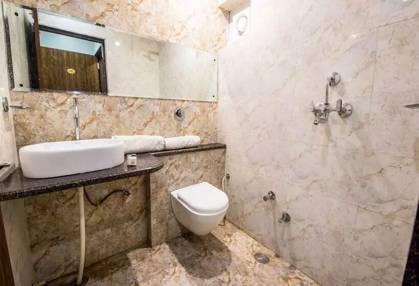 ホテル Jeelan Palace