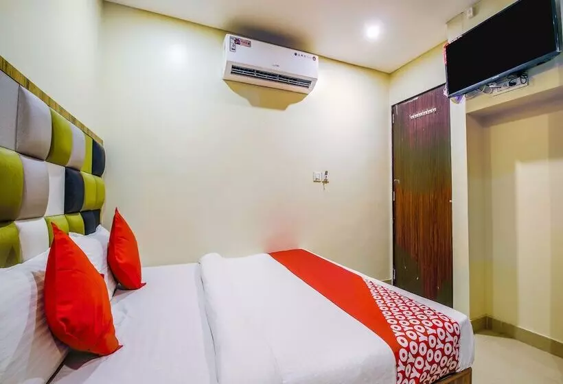 ホテル Jeelan Palace