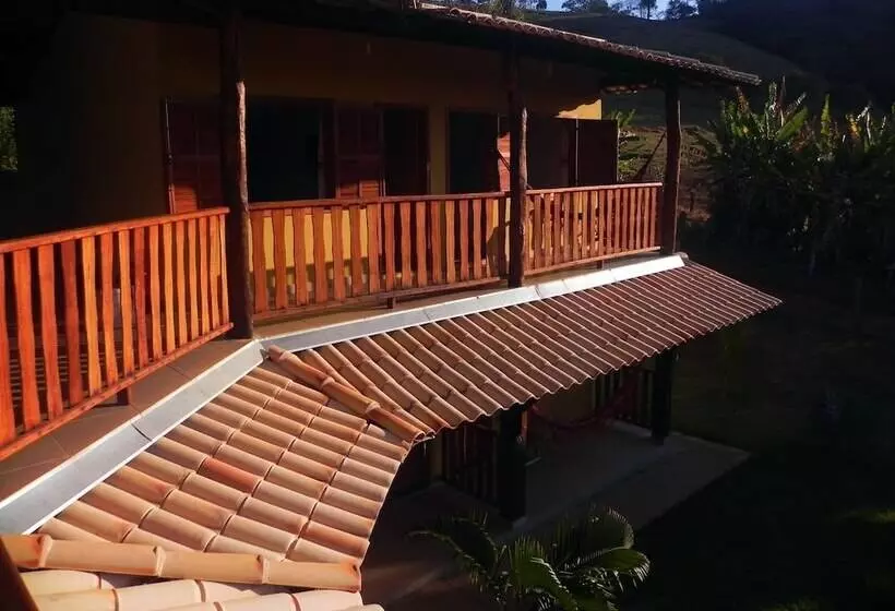 ホテル Pousada Estancia Do Vale