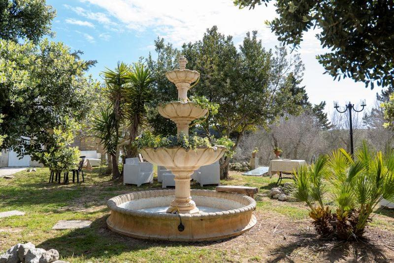 בית מלון כפרי Torre Pinta Masseria Medioevale