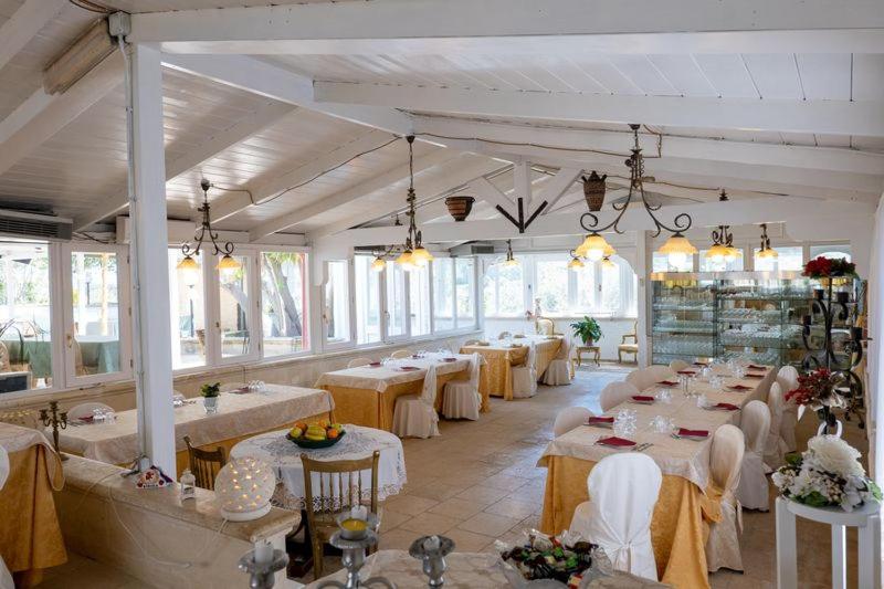 בית מלון כפרי Torre Pinta Masseria Medioevale