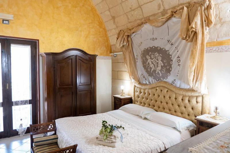 בית מלון כפרי Torre Pinta Masseria Medioevale