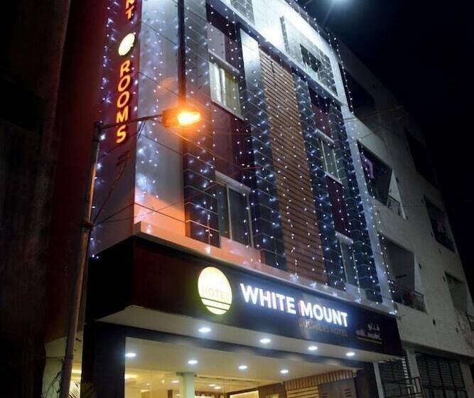 Hotel White Mount