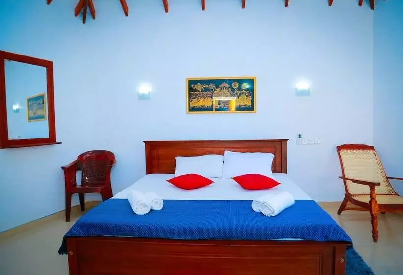 پانسیون Bluewhale Lagoon Resort