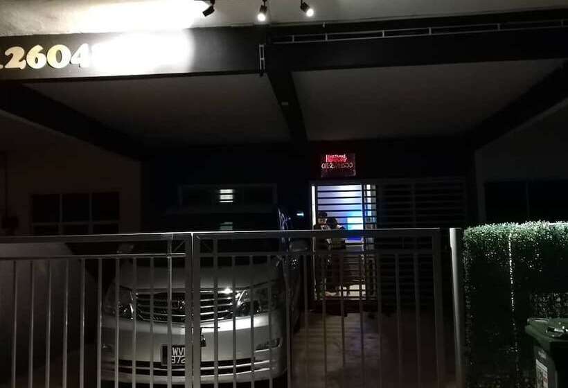 펜션 Hartamas Homestay