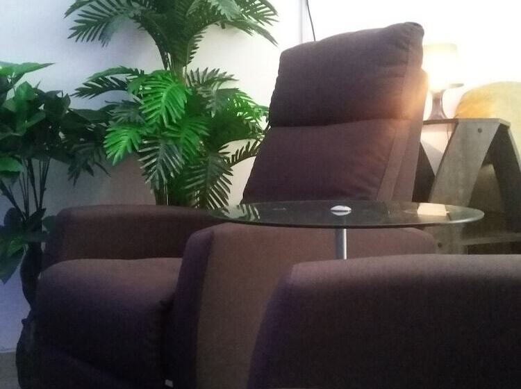 펜션 Hartamas Homestay