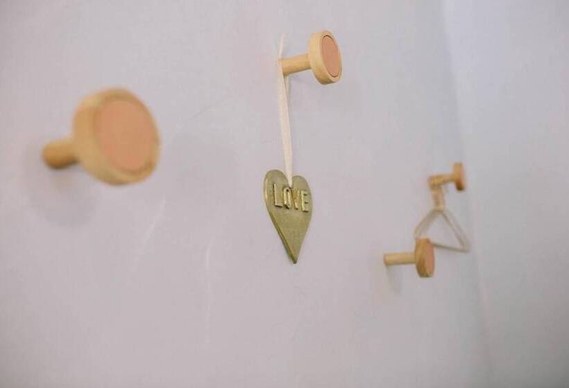 ペンション Auburn Garden Suites