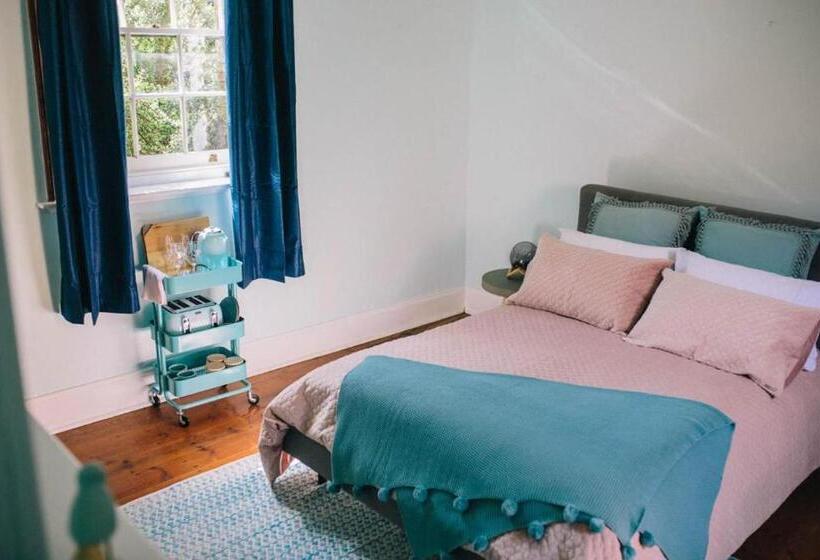 ペンション Auburn Garden Suites