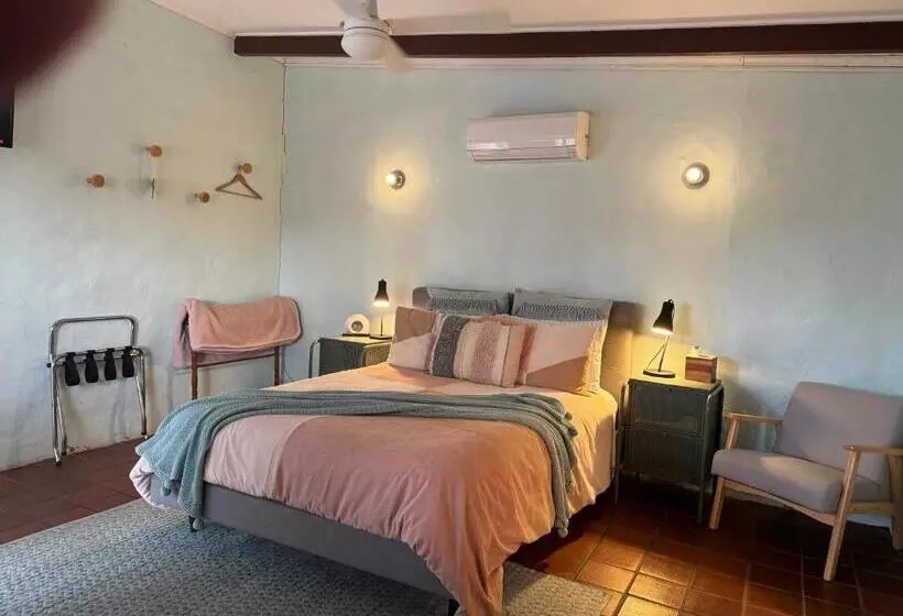 펜션 Auburn Garden Suites