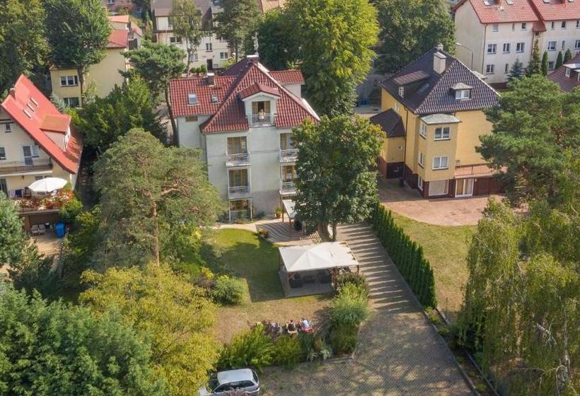 פנסיון Willa Pod Lipami