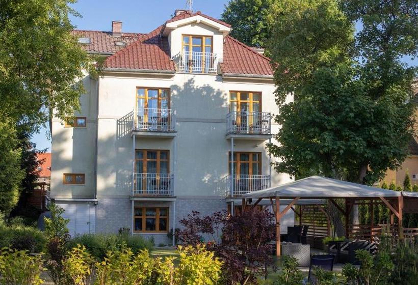 פנסיון Willa Pod Lipami