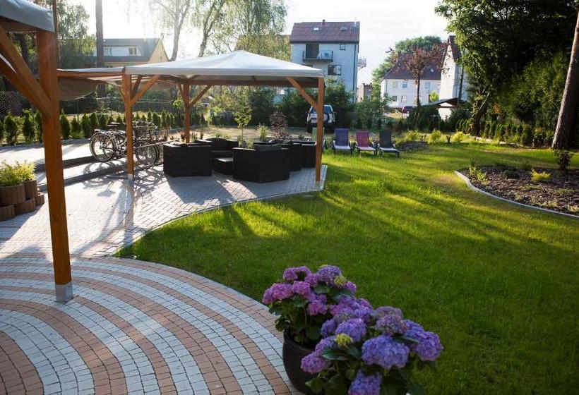 פנסיון Willa Pod Lipami