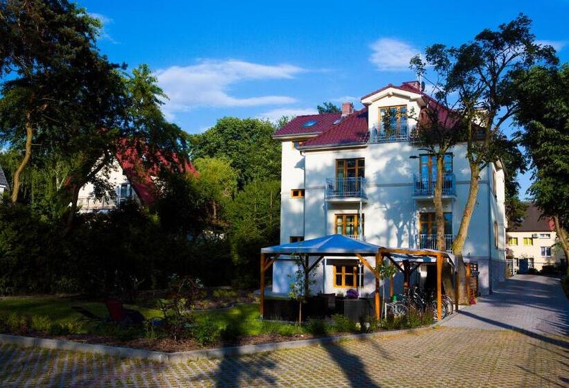 פנסיון Willa Pod Lipami