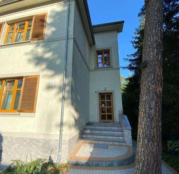 פנסיון Willa Pod Lipami