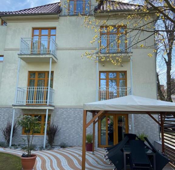 פנסיון Willa Pod Lipami