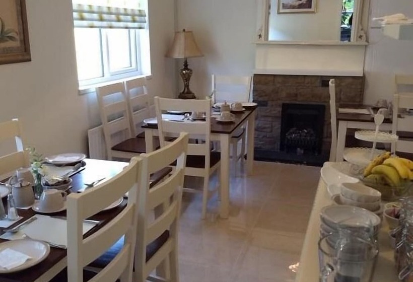 تختخواب و صبحانه The Vee Guest Accommodation