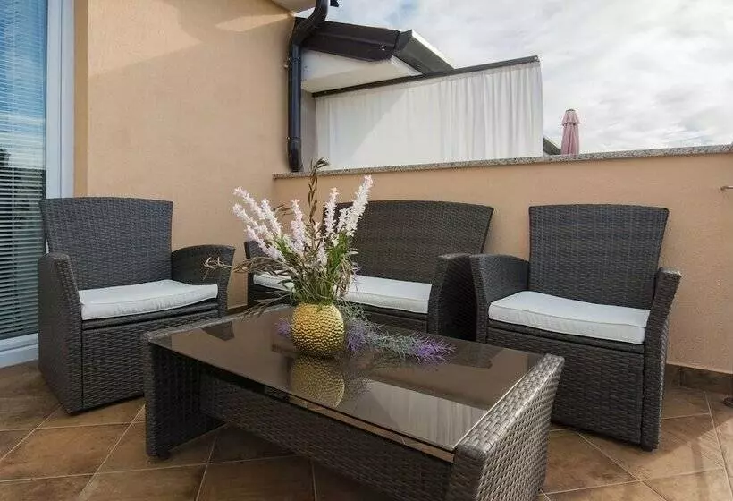 Apartments Villa Nona