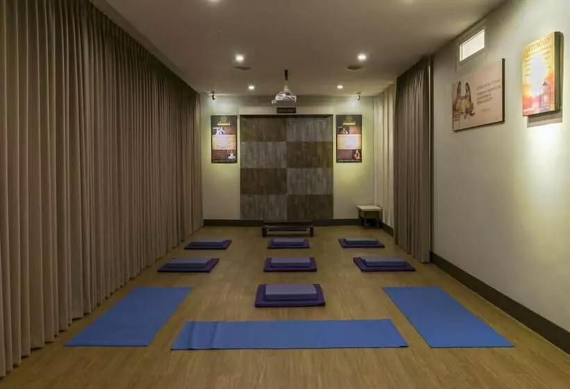 Dhanesvara Holistic Villa