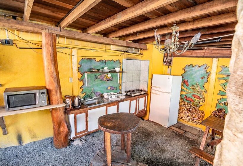 هتل Cabinas Arrecife