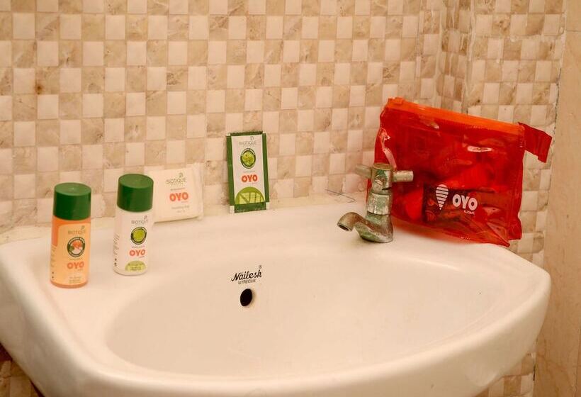 Hotelli Eden Residency