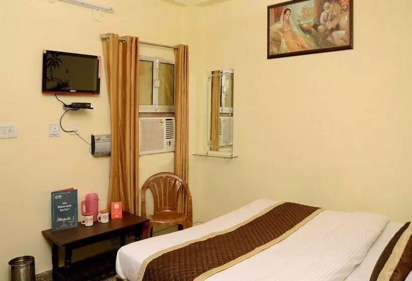 Hotelli Eden Residency
