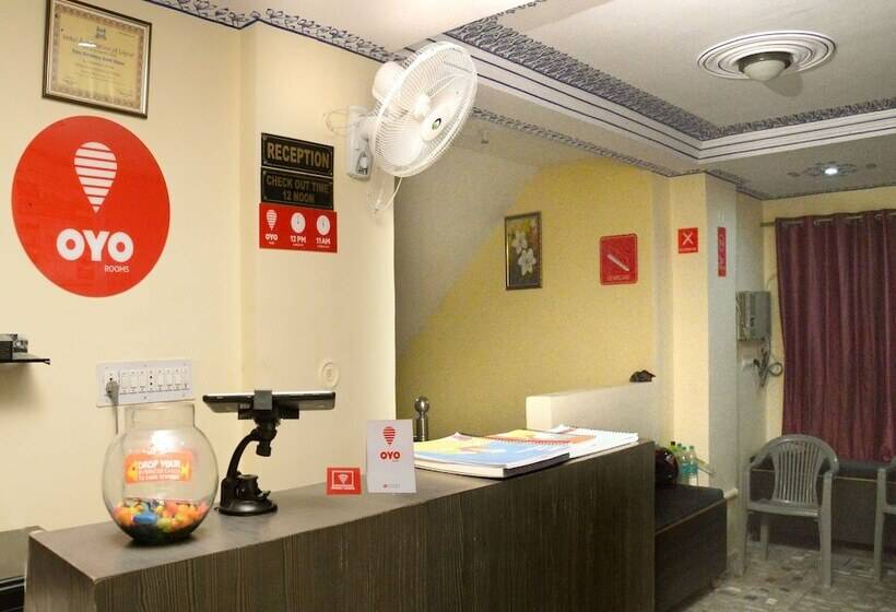 Hotelli Eden Residency