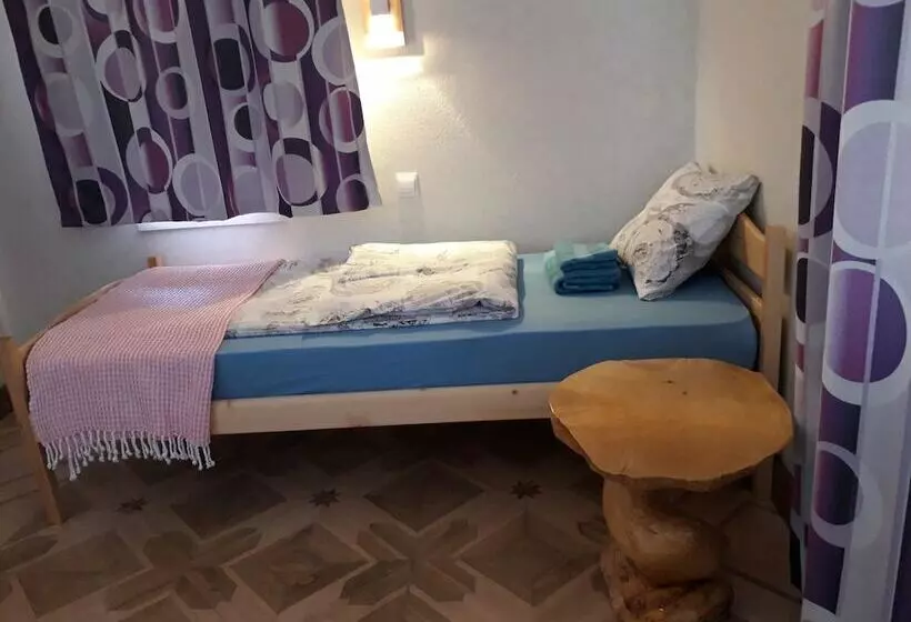 ペンション Karjal Dom