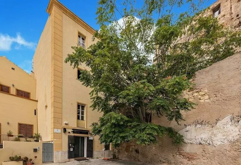 پانسیون Martini Rooms Castello