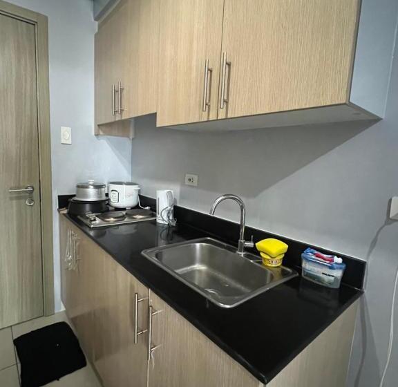 Smdc Breeze Residences