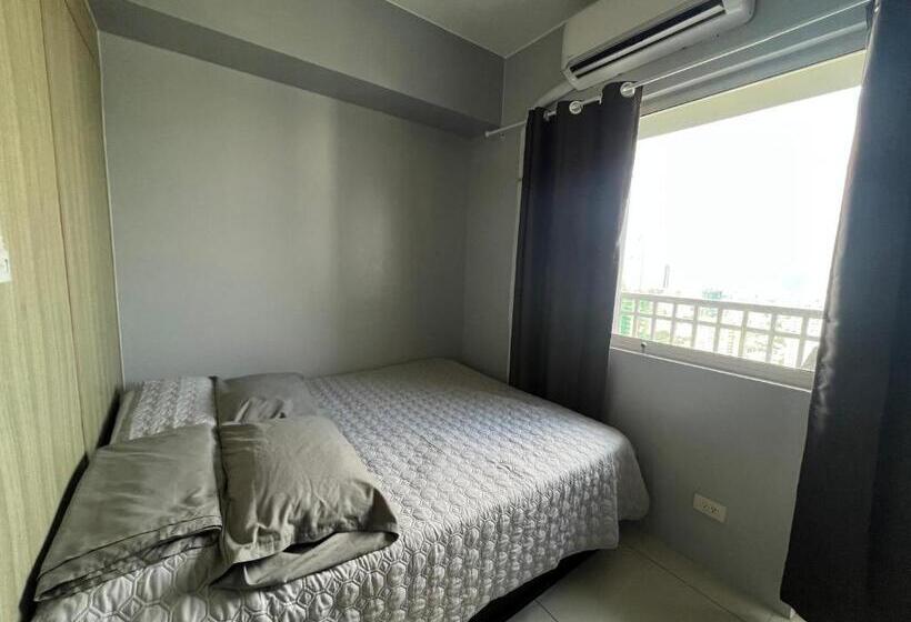 Smdc Breeze Residences