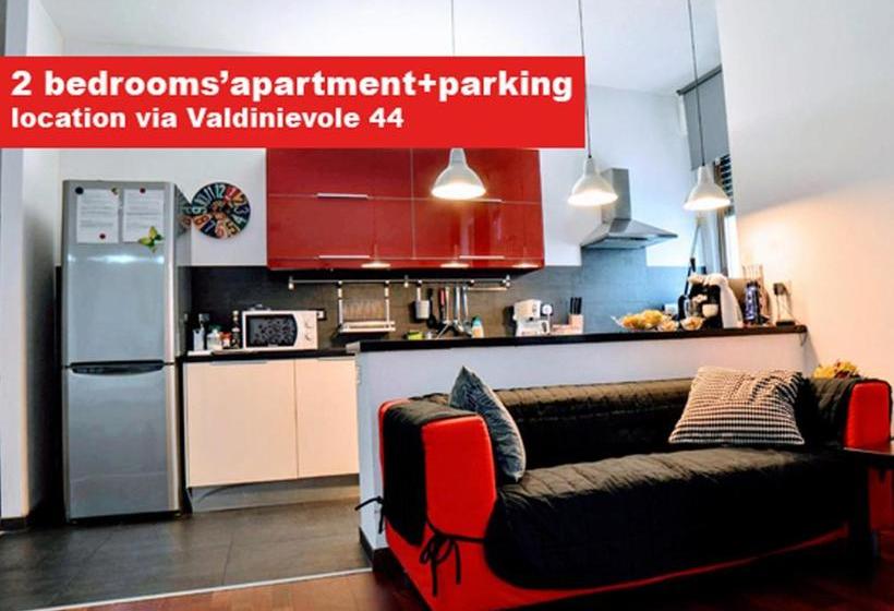 The Red Suite In Florence With Free Parking