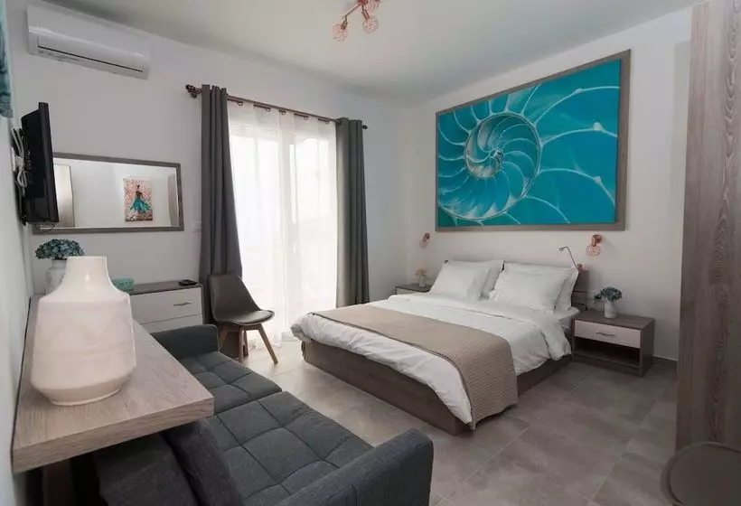 Urban Bay Apartments