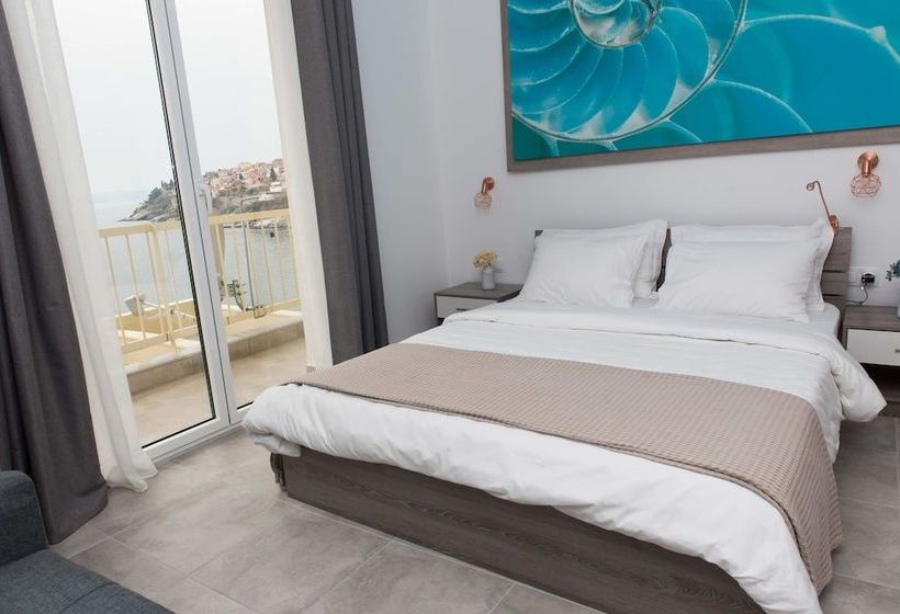 Urban Bay Apartments