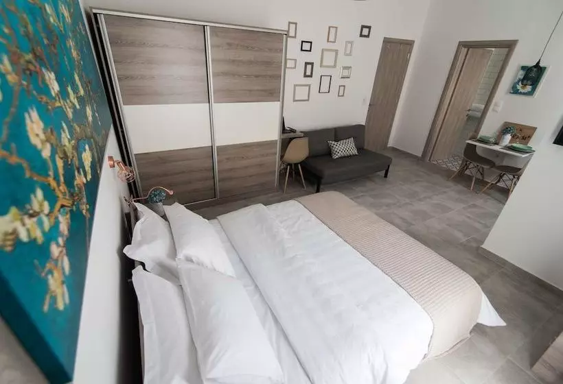 Urban Bay Apartments